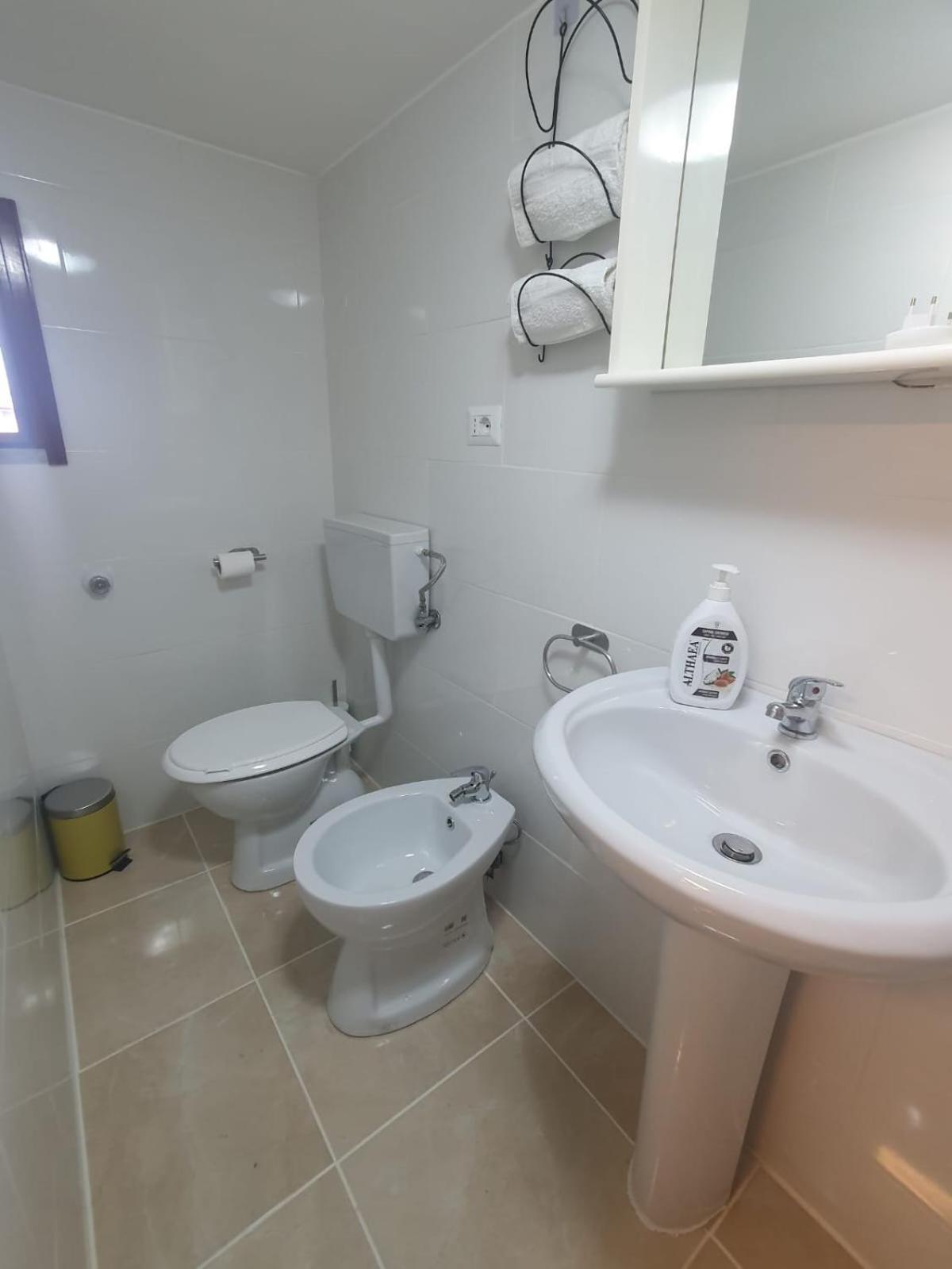 Agathae'S Home Катания Экстерьер фото